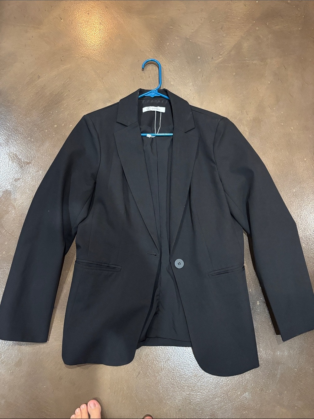 Classic Black Single-Button Women's Blazer